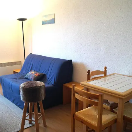 Lägenhet Studio Enchastrayes, 1 Piece, 4 Personnes - Fr-1-165a-116 Enchastrayes